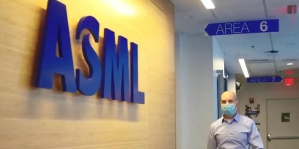 ASML EUV光刻机砍单